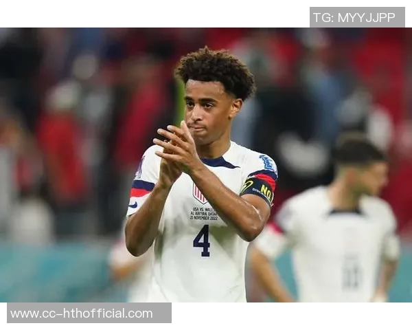 泰勒亚当斯称赞普利西奇为世界级球员需给予更多自由度以发挥潜力 泰勒亚当斯称赞普利西奇为世界级球员需给予更多自由度以发挥潜力