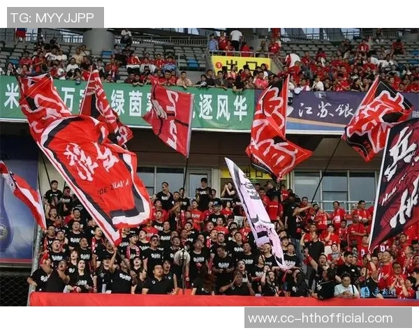 国家德比再掀波澜球迷热议赛场内外的精彩纷呈 国家德比再掀波澜球迷热议赛场内外的精彩纷呈