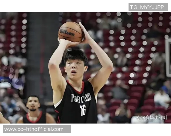 美媒体评论杨瀚森防守短板速度慢难以弥补三分线漏洞